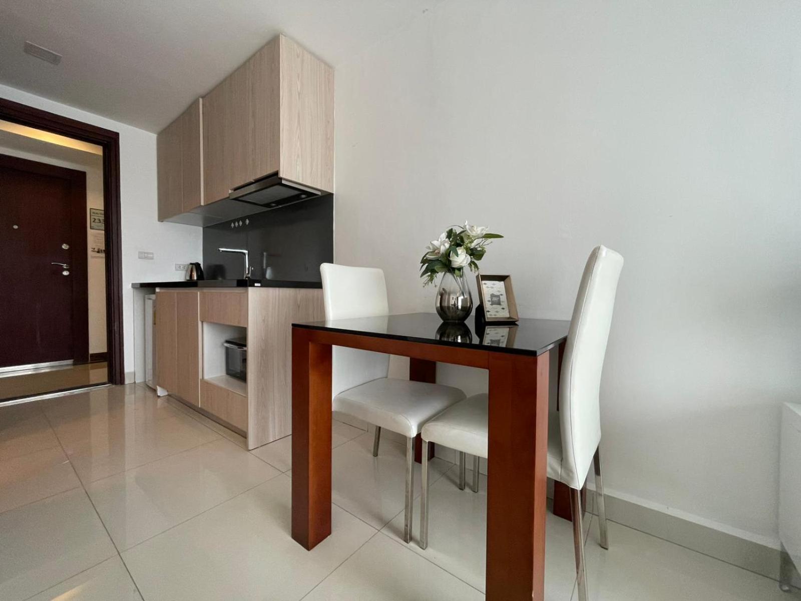 Maldives Resort By Psr Jomtien Habitación foto